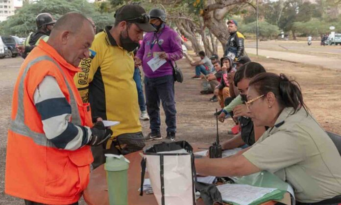Polimaracaibo Trajetas de identificación