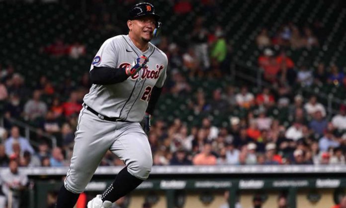 Miguel Cabrera Miguel Cabrera Barry Bonds