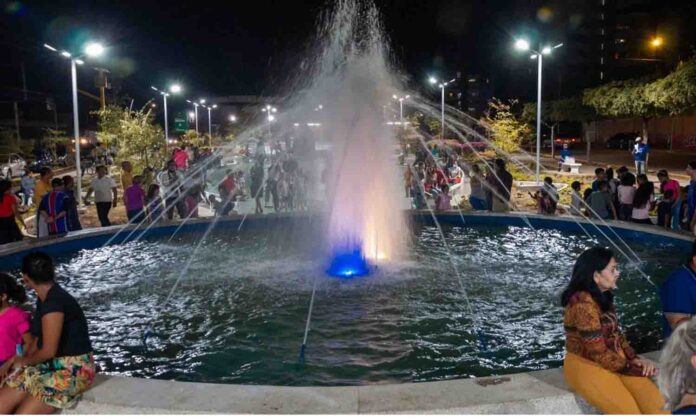 Plaza de las madres renovada y modernizada Plaza Madres 70 aniversario