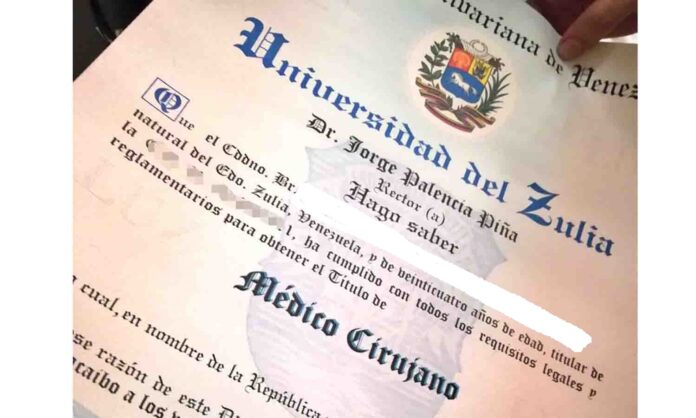 falsificadores de títulos médico falso luz