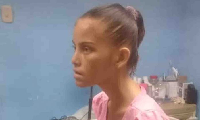 joven herida abieta abodmen (1) joven herida abieta abodmen