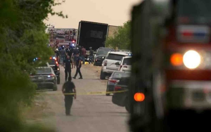 migrantes muertos camión texas