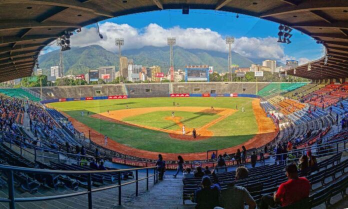 estadio universitario