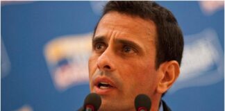 Capriles consulta interna