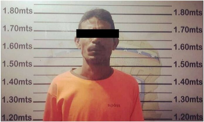 electrocuta hijastro