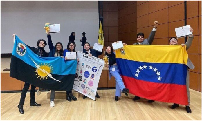 Estudiantes_URU_Maracaibo estudiantes uru maracaibo