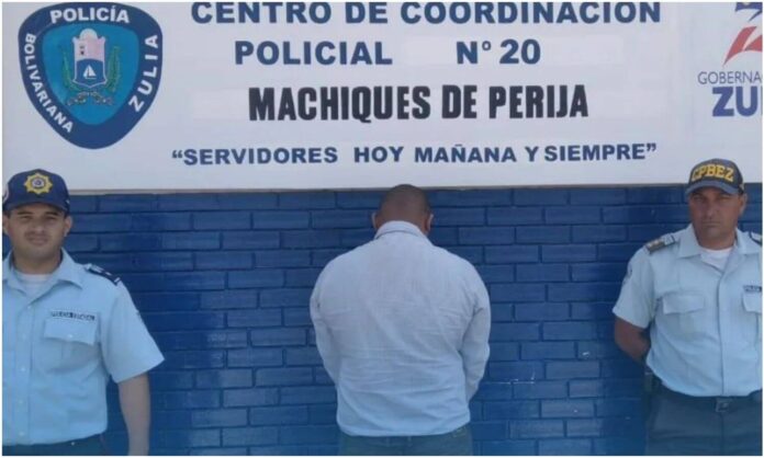 oficial policía machiques