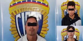 hermanos golpean mamá