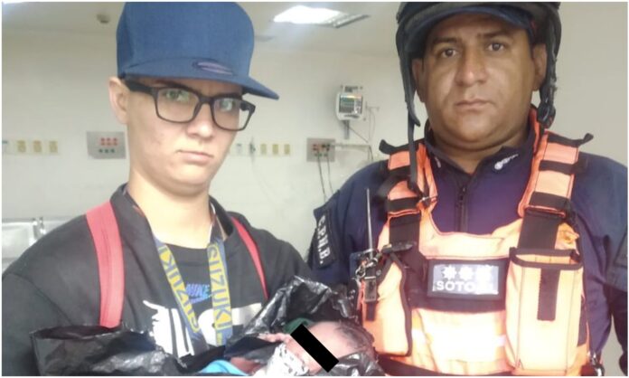 bebé abandonado bebé abandonado