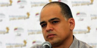 Andrés Izarra