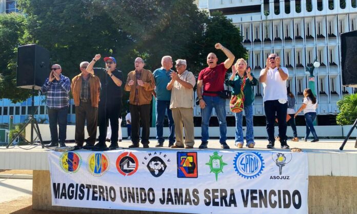 JPDíaDelEducador (6) magisterio zuliano protesta