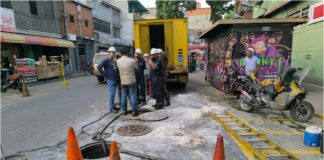 explosión alcantarilla catia