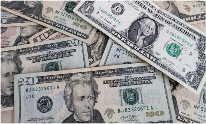 dólares precio dólar 8 de mayo