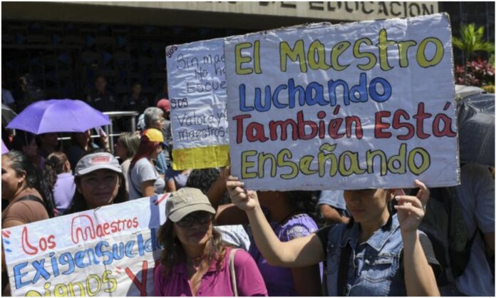 maestros venezolanos protesta