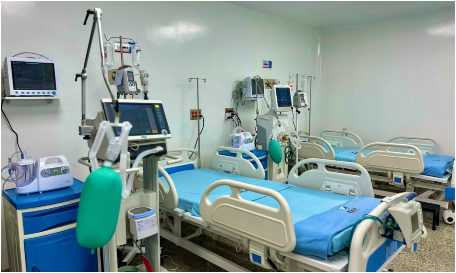 Gobernador Luis Caldera reinaugura UCI, pabellones y área de hospitalización del Hospital Central de Maracaibo