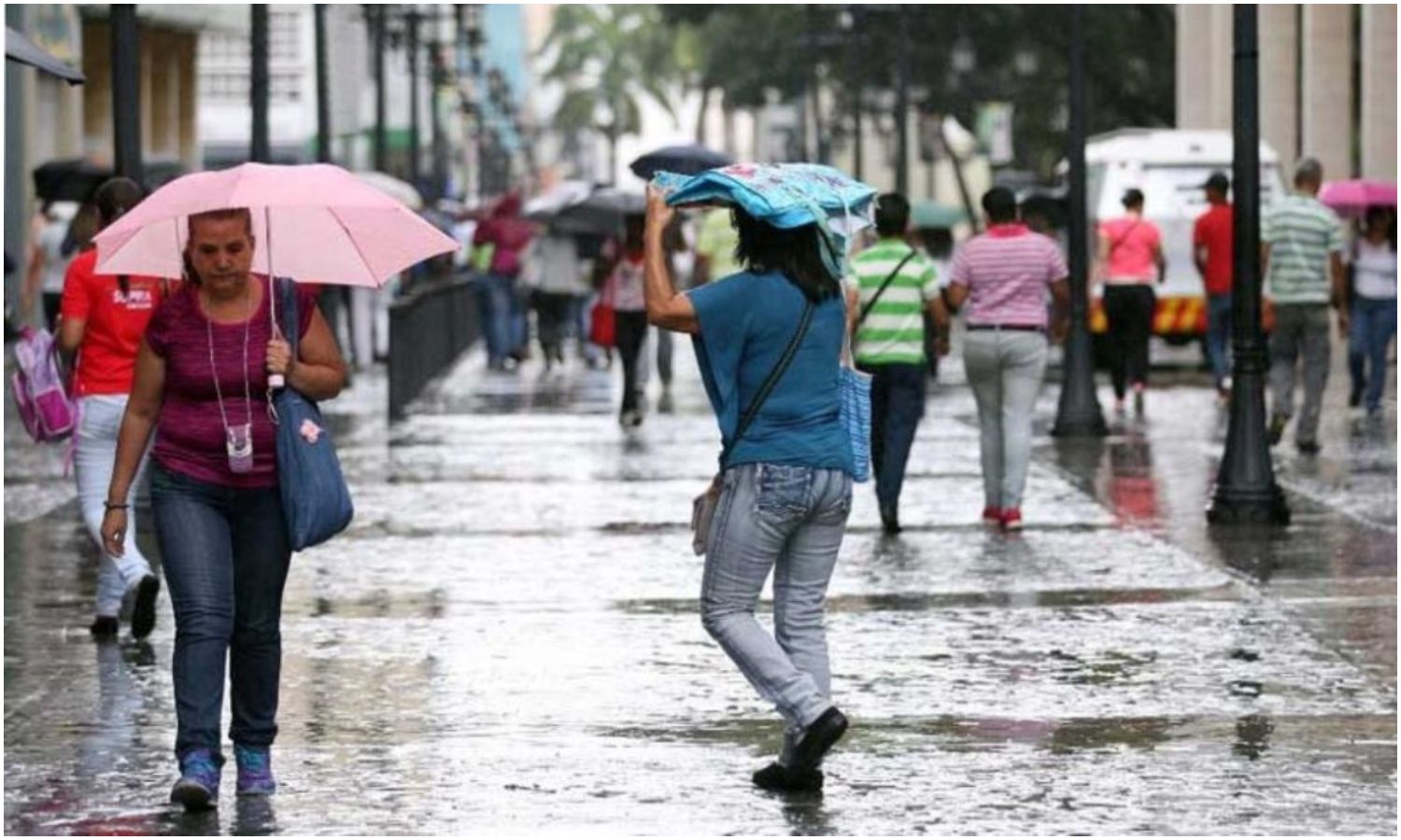 Inameh prevé lluvias de intensidad variable y actividad eléctrica en varios estados de Venezuela