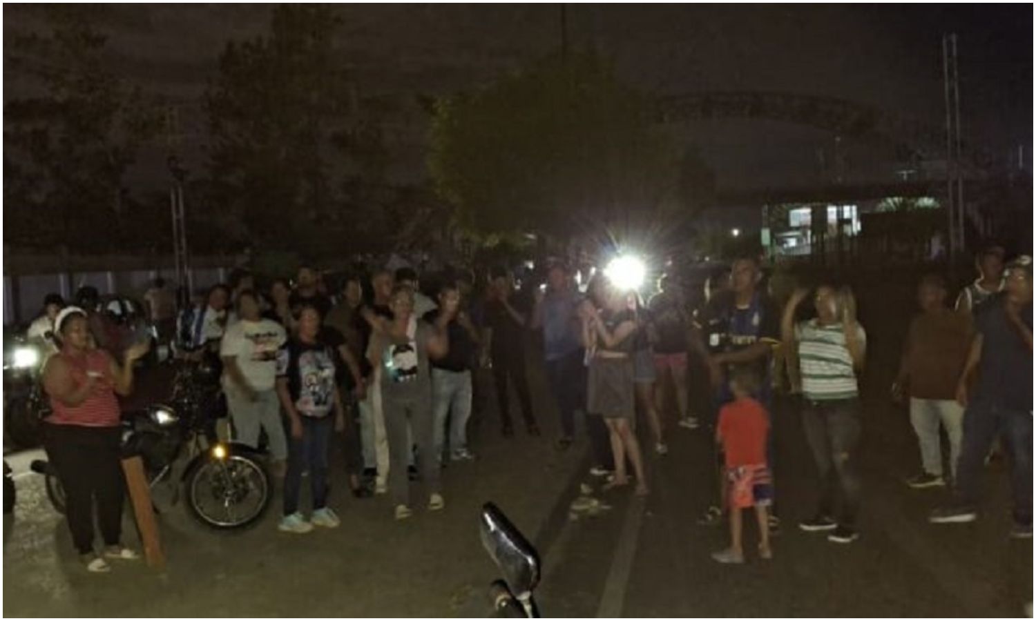 Habitantes de Cojedes y Monagas protestaron tras los prolongados cortes eléctricos