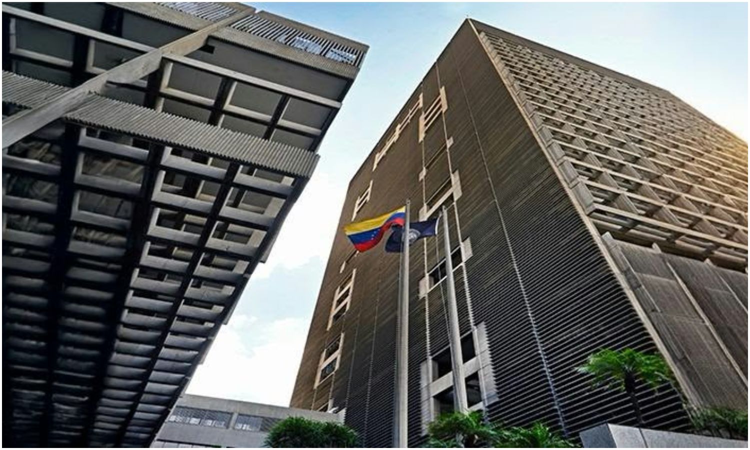 BCV y Ministerio de Finanzas firman acuerdo para 2027 con meta de crecimiento económico de hasta 10 %