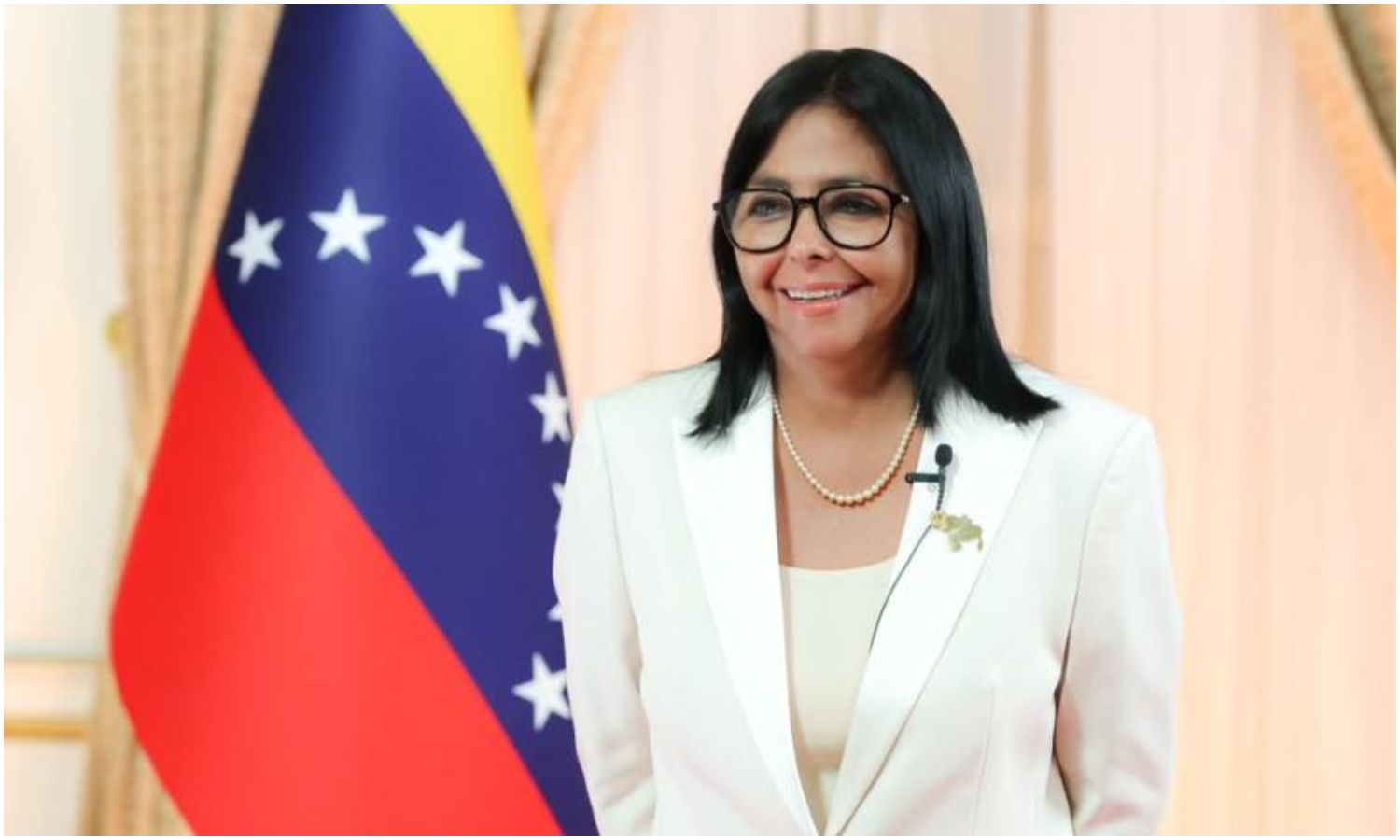 Delcy Rodríguez anuncia que en el 2027 habrán “varios aumentos salariales”