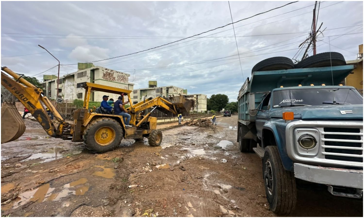 Lluvias en Zulia dejan 23 comunidades inundadas en Cabimas y fallas eléctricas en varios municipios
